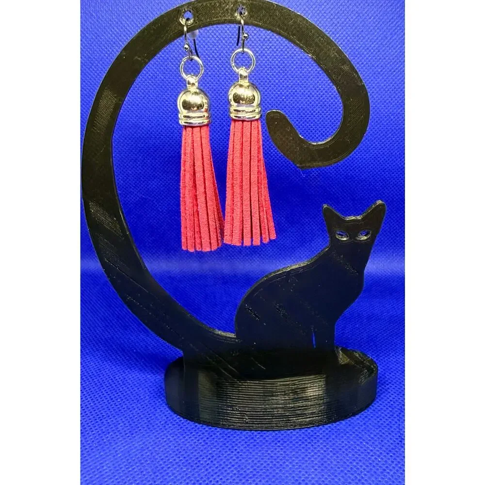 🧚🏻‍♀️ Handmade Fuchsia Tassel Earrings 2.5” Drop Silver Tone Boho Statement